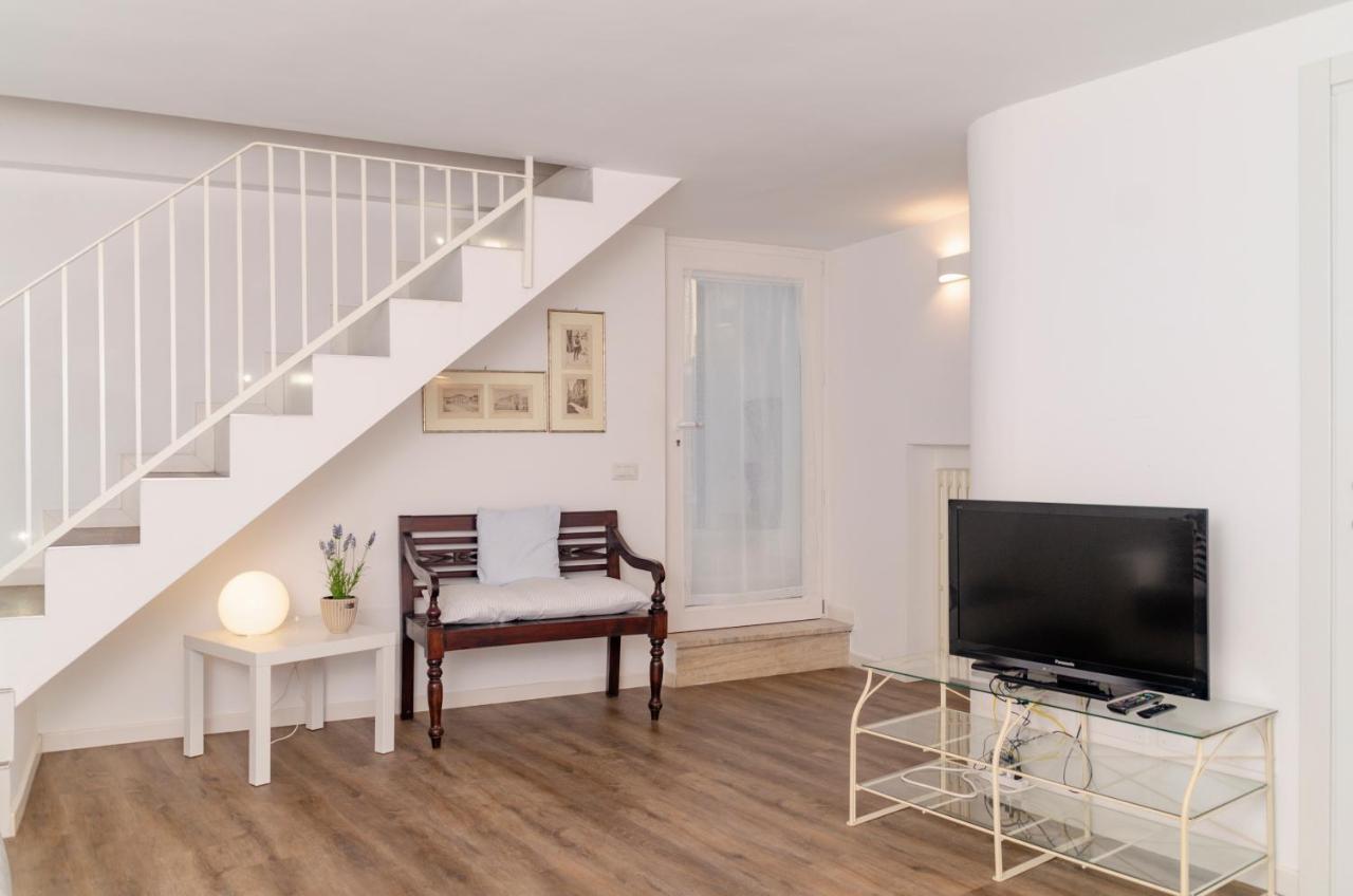 Ferienwohnung Apulialux Panta Rei Luxury House Nel Centro Storico Altamura Exterior foto